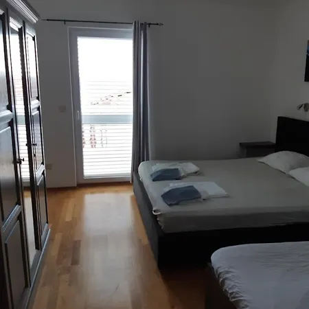 Lizzi Holiday home