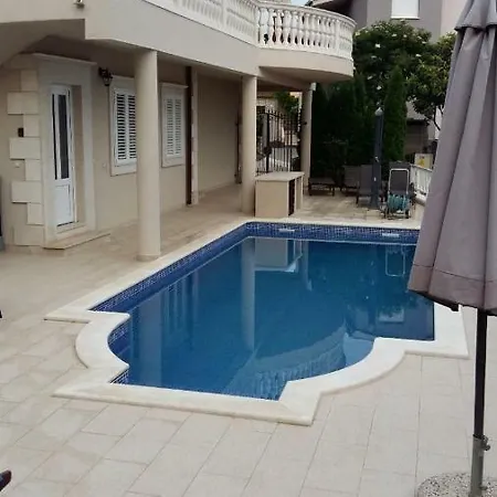 Lizzi Holiday home Trogir