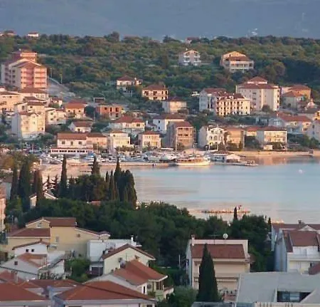 Lizzi * Trogir