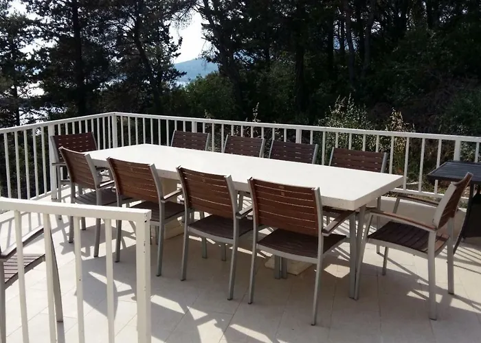 Дом отдыха Lizzi *