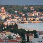 Lizzi * Trogir
