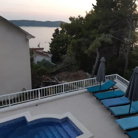 Lizzi Casa de Férias
