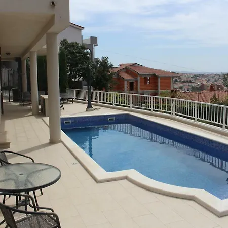 Vakantiehuis Lizzi Trogir